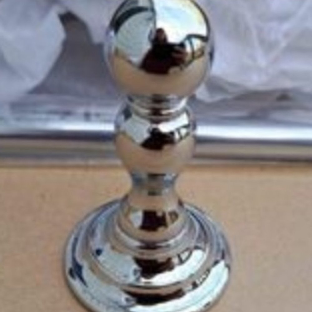 Kingston Brass 19 in towel bar NIB